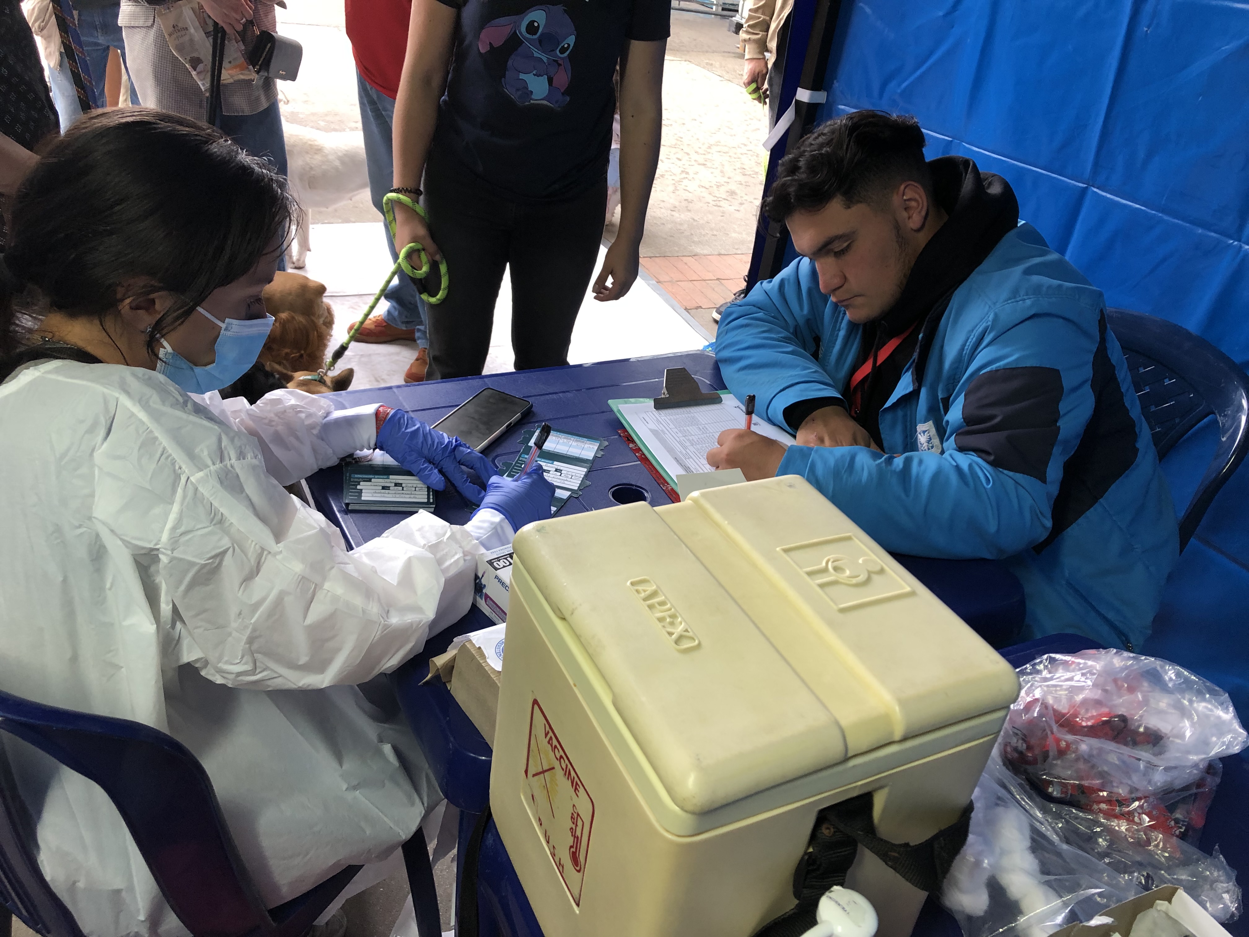 Encuesta de cobertura de vacunación antirrábica en Bogotá